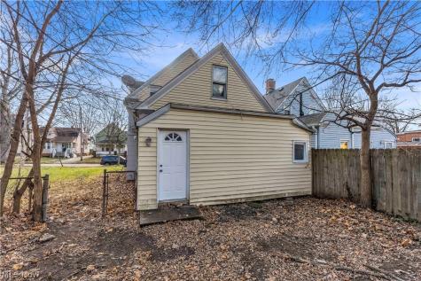 11930 Geraldine Avenue Cleveland OH 44111