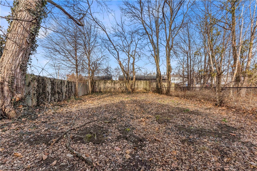 11930 Geraldine Avenue Cleveland OH 44111