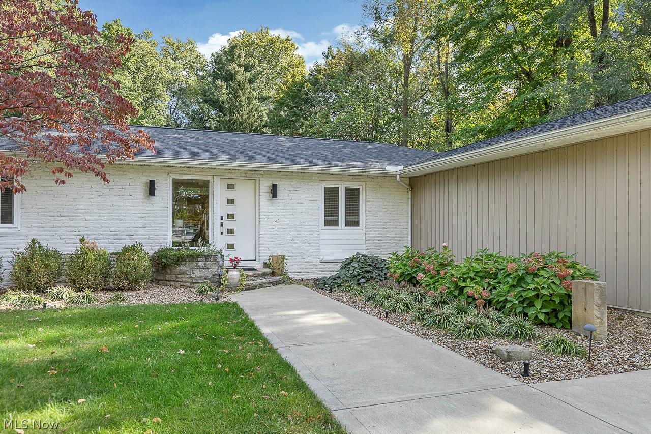 317 Bradley Road Bay Village OH 44140