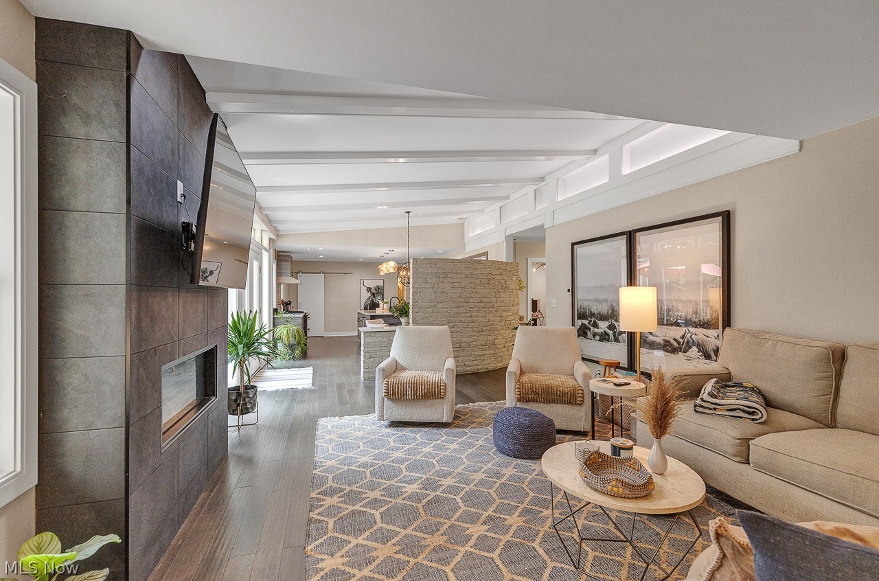 317 Bradley Road Bay Village OH 44140