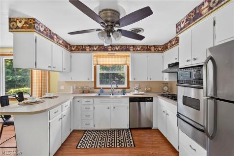 8494 E Wadora Circle NW North Canton OH 44720