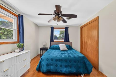8494 E Wadora Circle NW North Canton OH 44720