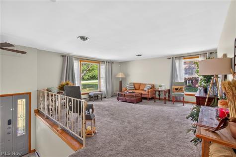 8494 E Wadora Circle NW North Canton OH 44720