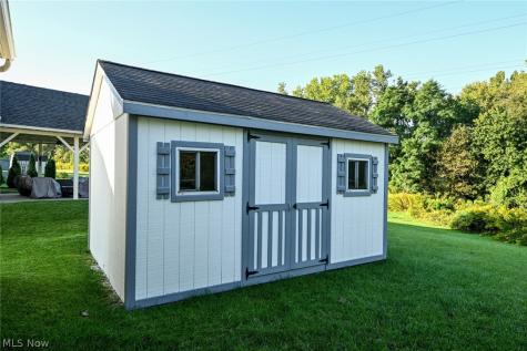2156 Thornbury Lane Akron OH 44319