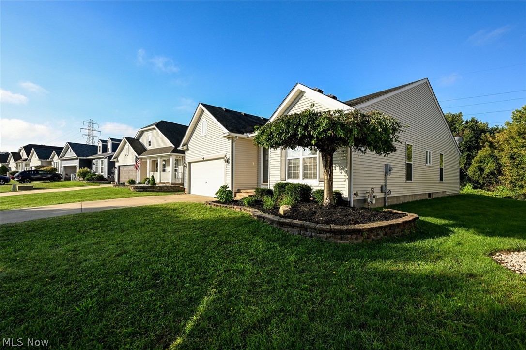 2156 Thornbury Lane Akron OH 44319