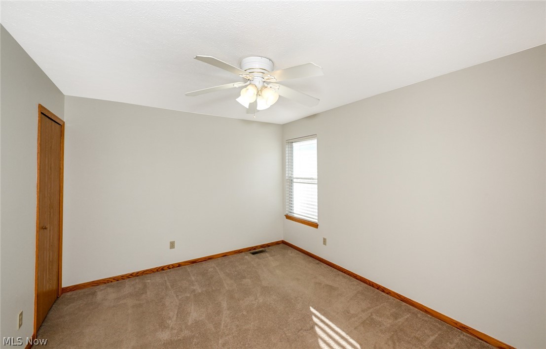 2156 Thornbury Lane Akron OH 44319