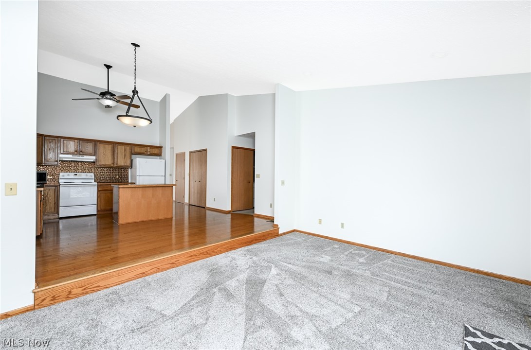 2156 Thornbury Lane Akron OH 44319