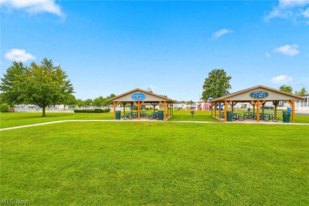 313 Eagle Circle Elyria OH 44035