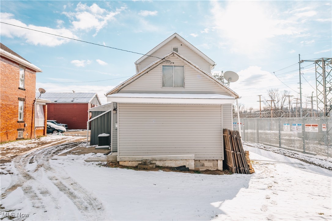 11 Sherman Street Dennison OH 44621