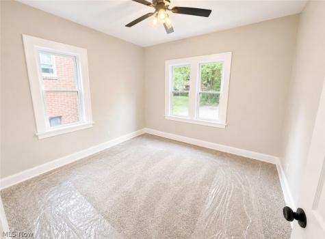 154 Roslyn Drive Youngstown OH 44505