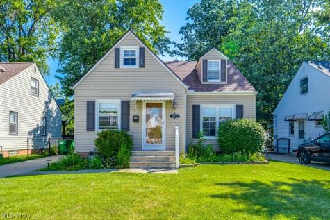 407 E 330th Street Willowick OH 44095
