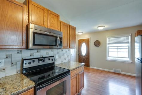 407 E 330th Street Willowick OH 44095