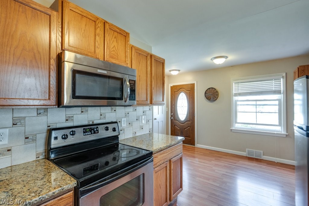 407 E 330th Street Willowick OH 44095