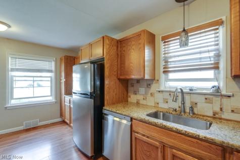 407 E 330th Street Willowick OH 44095