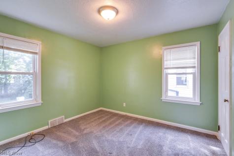 407 E 330th Street Willowick OH 44095