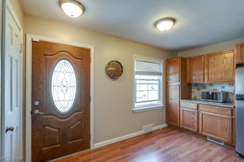 407 E 330th Street Willowick OH 44095