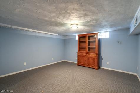 407 E 330th Street Willowick OH 44095