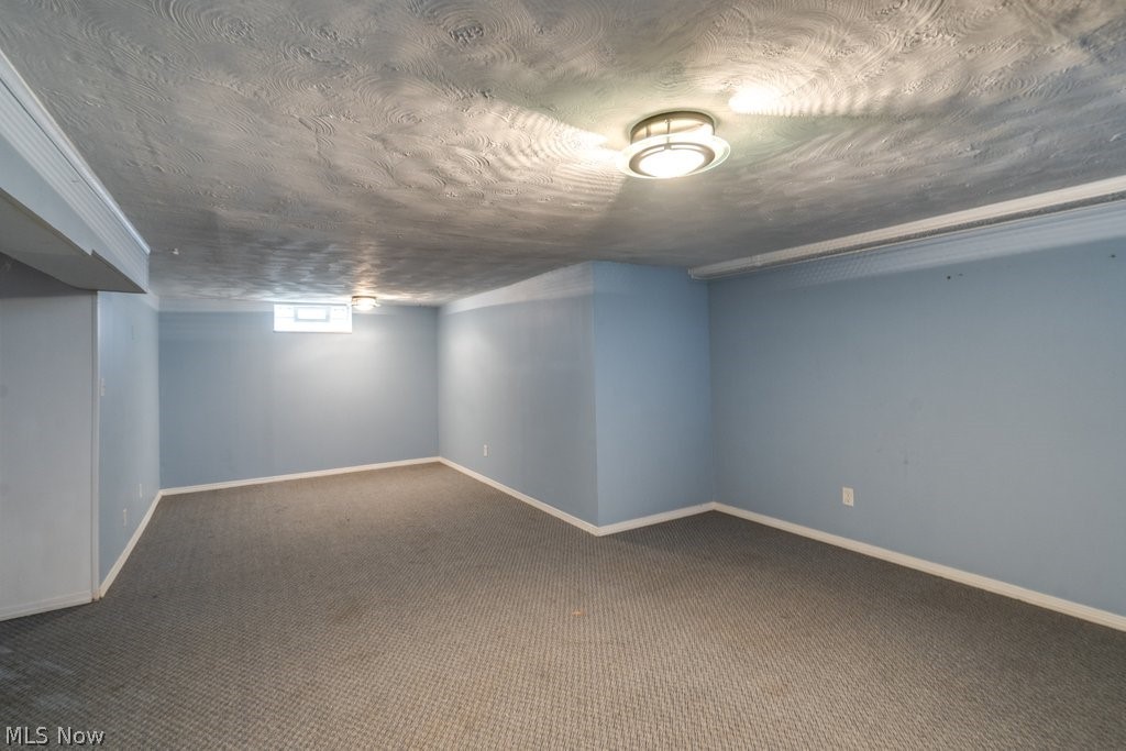 407 E 330th Street Willowick OH 44095