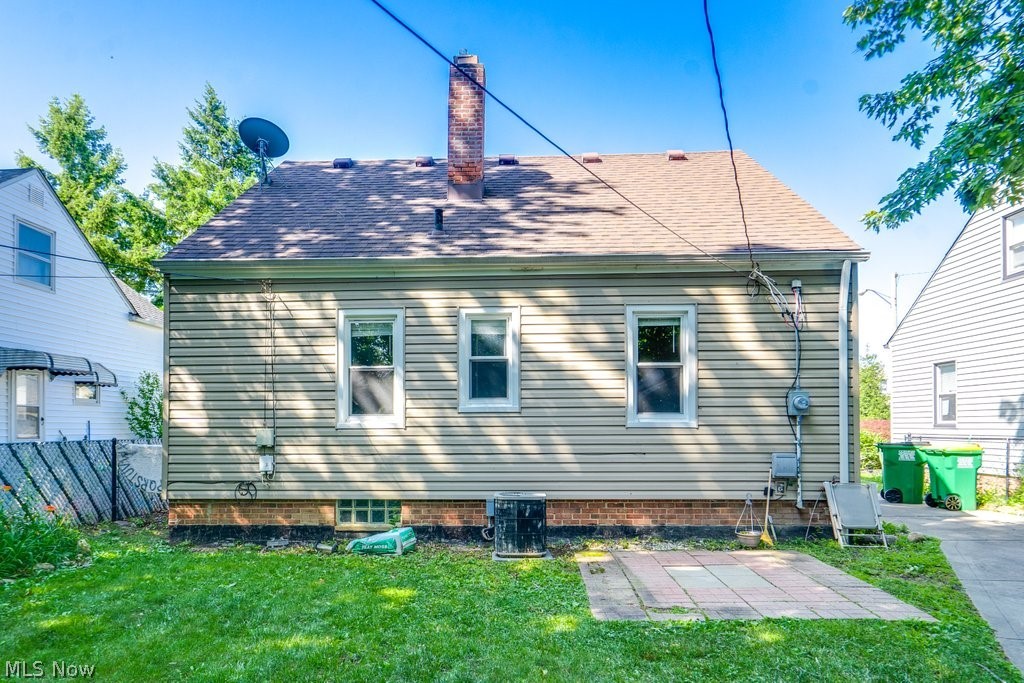407 E 330th Street Willowick OH 44095