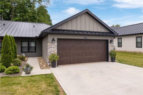 1013 Sycamore Lane Millersburg OH 44654