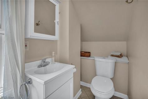 514 Everhard Road SW North Canton OH 44709