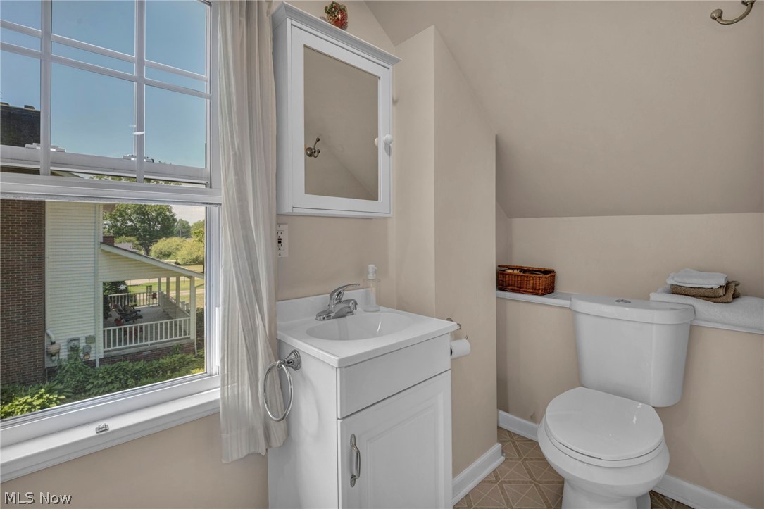 514 Everhard Road SW North Canton OH 44709