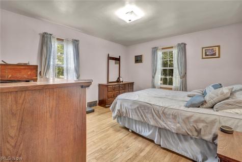 514 Everhard Road SW North Canton OH 44709