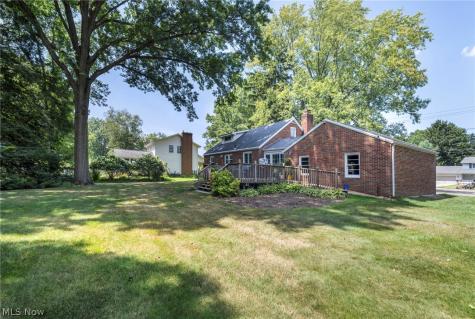 514 Everhard Road SW North Canton OH 44709