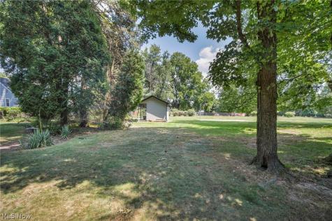 514 Everhard Road SW North Canton OH 44709
