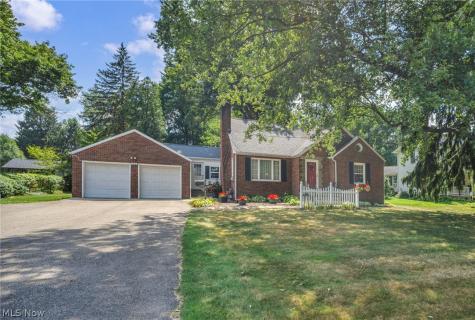 514 Everhard Road SW North Canton OH 44709
