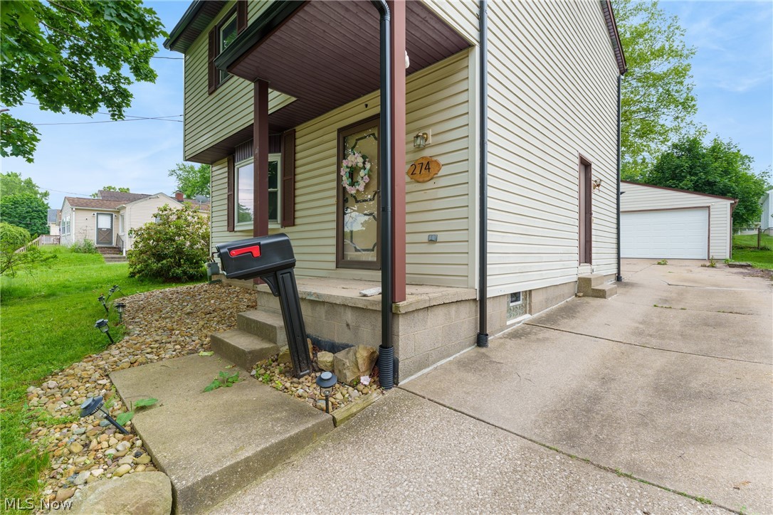 274 Alpha Avenue Akron OH 44312
