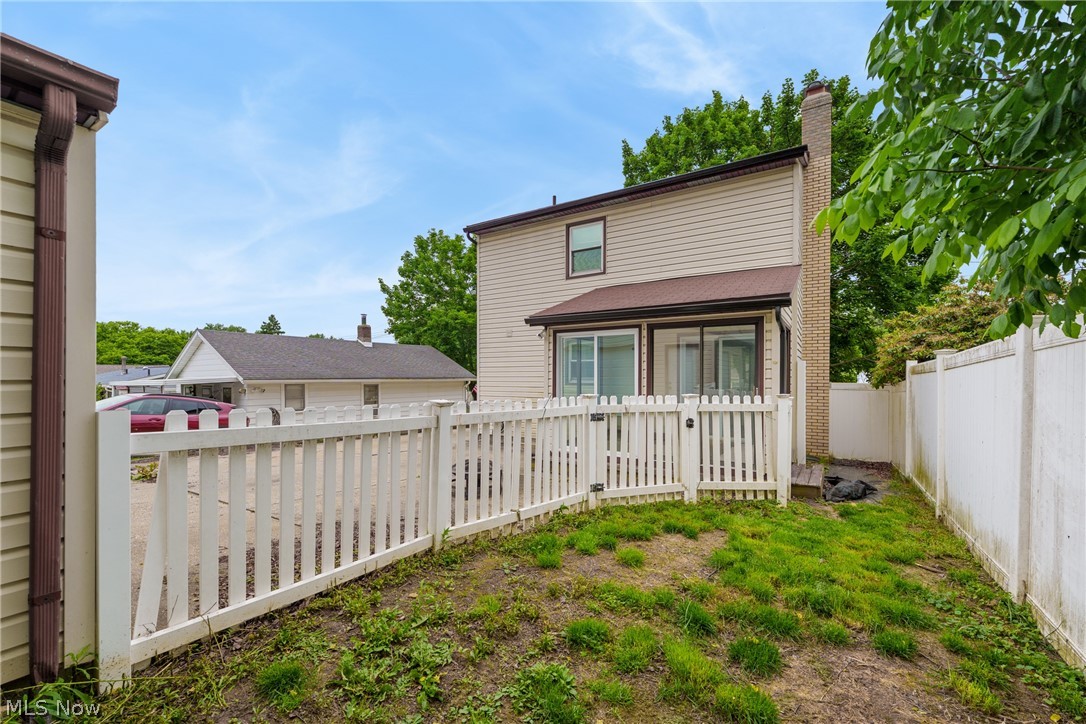 274 Alpha Avenue Akron OH 44312