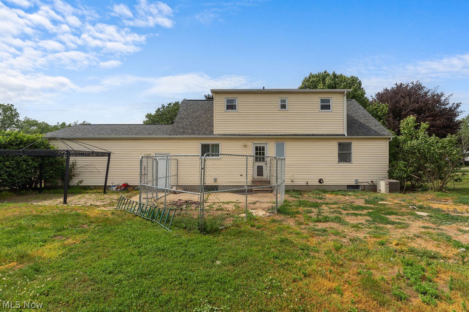39065 Detroit Road Avon OH 44011