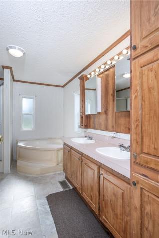 66 Watson Road North Benton OH 44449