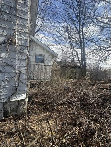 23 E Boston Avenue Youngstown OH 44507