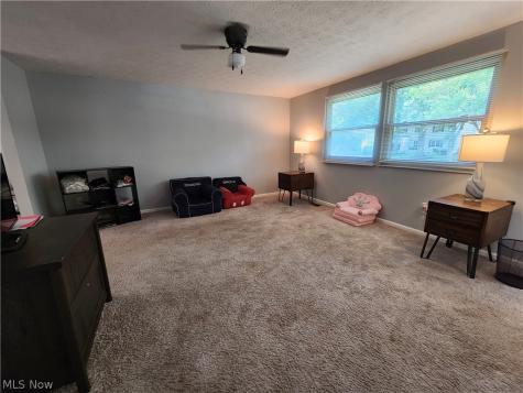 4566 Chatwood Drive Stow OH 44224