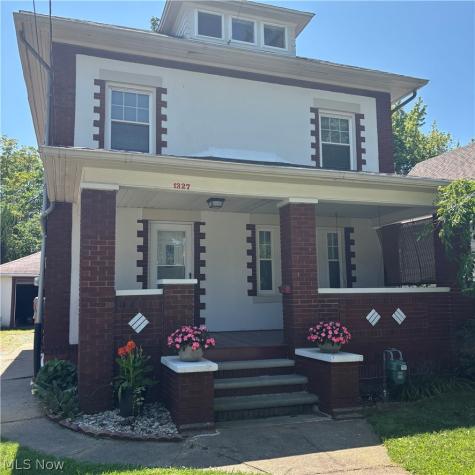 1327 W 9th Street Lorain OH 44052