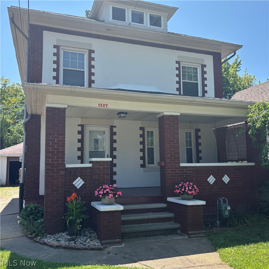 1327 W 9th Street Lorain OH 44052
