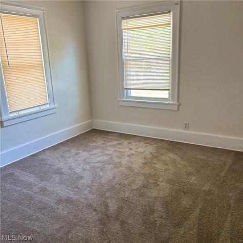 1327 W 9th Street Lorain OH 44052