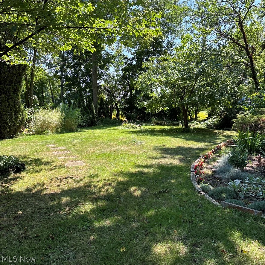 1327 W 9th Street Lorain OH 44052