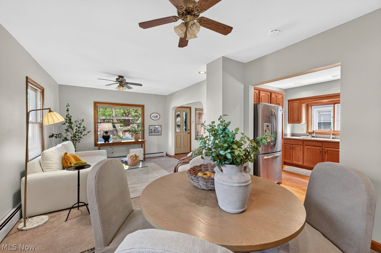 2052 Halstead Avenue Lakewood OH 44107
