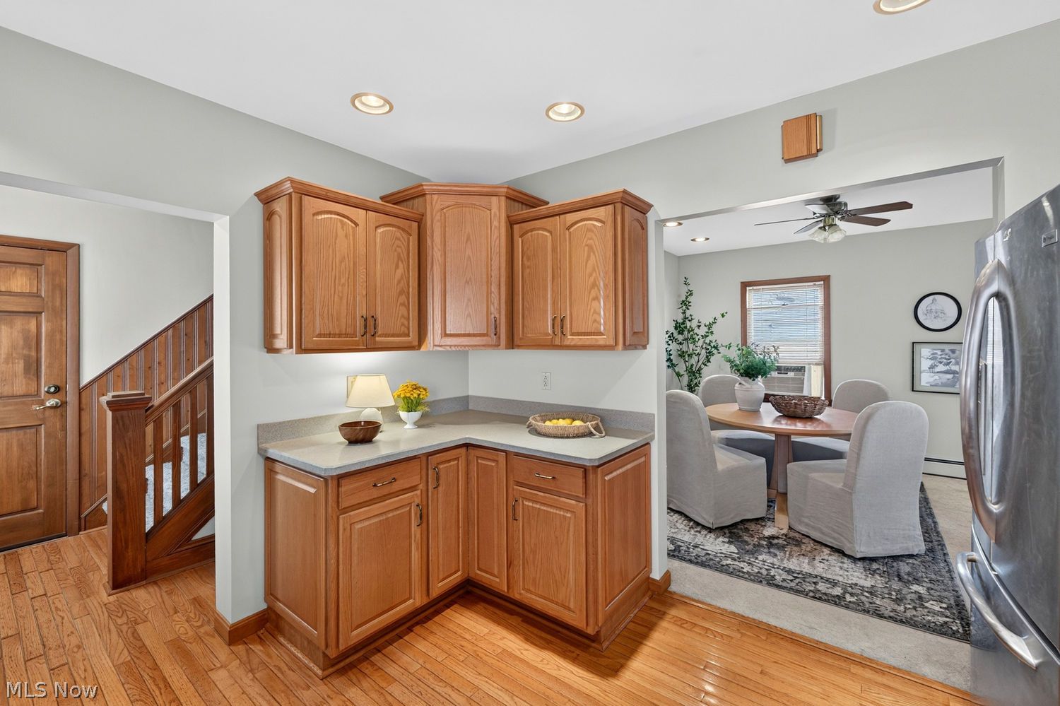 2052 Halstead Avenue Lakewood OH 44107