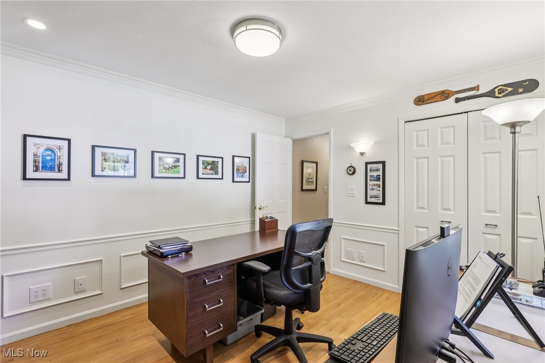 589 Debbington Drive Bay Village OH 44140