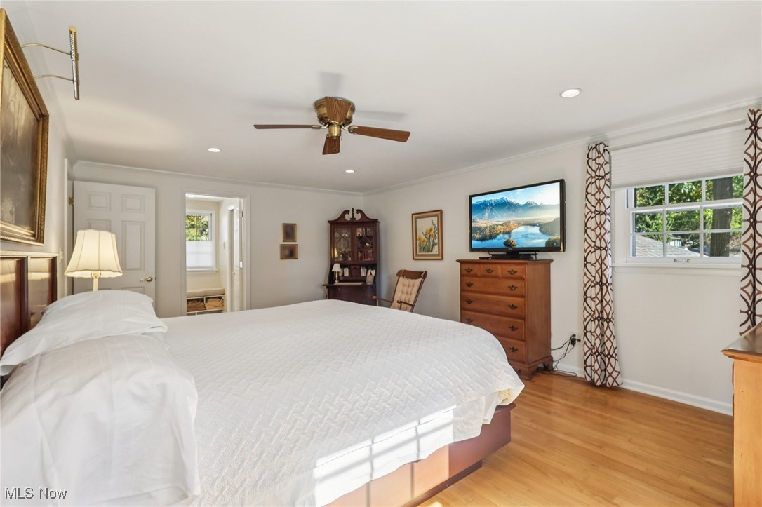 589 Debbington Drive Bay Village OH 44140