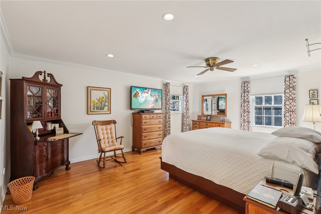 589 Debbington Drive Bay Village OH 44140