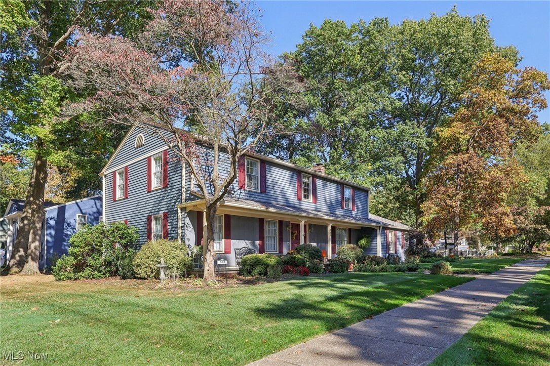 589 Debbington Drive Bay Village OH 44140