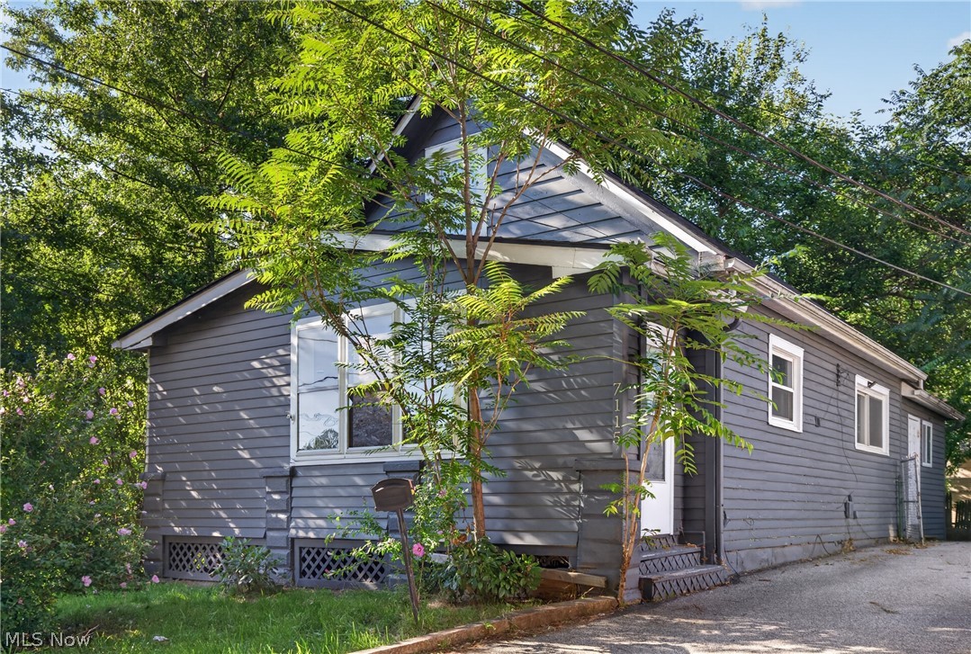 7115 Park Avenue Cleveland OH 44105