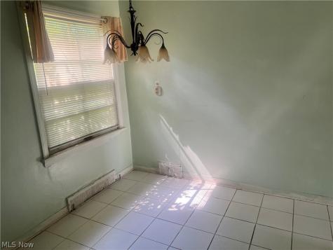 3482 Monticello Boulevard Cleveland Heights OH 44121