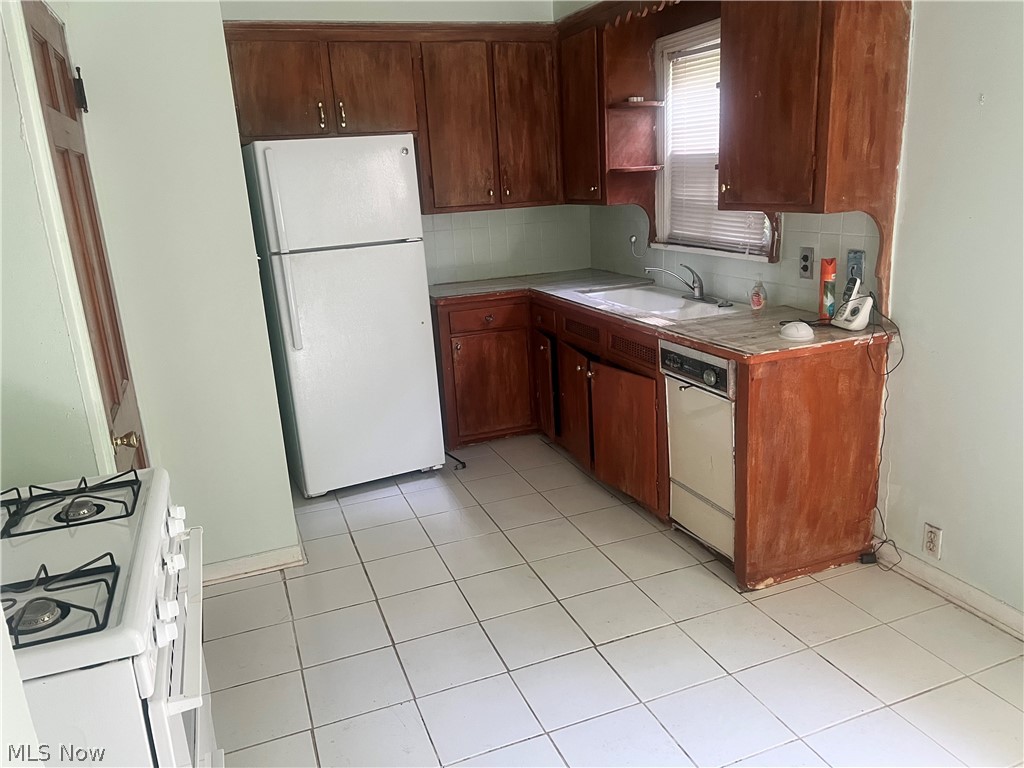 3482 Monticello Boulevard Cleveland Heights OH 44121