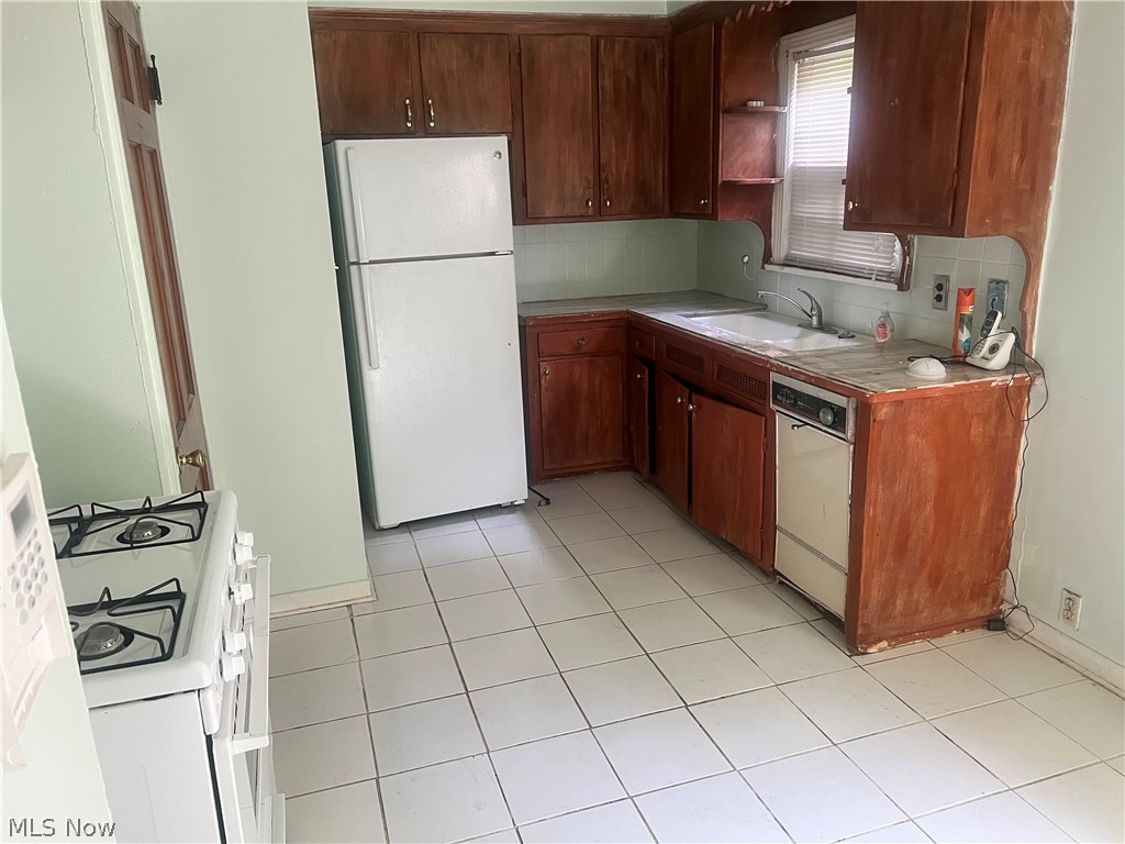 3482 Monticello Boulevard Cleveland Heights OH 44121